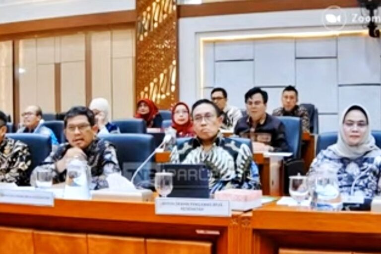27.000 Peserta Keluhkan Pelayanan BPJS Kesehatan: Antrean Panjang, Waktu Tunggu Lama